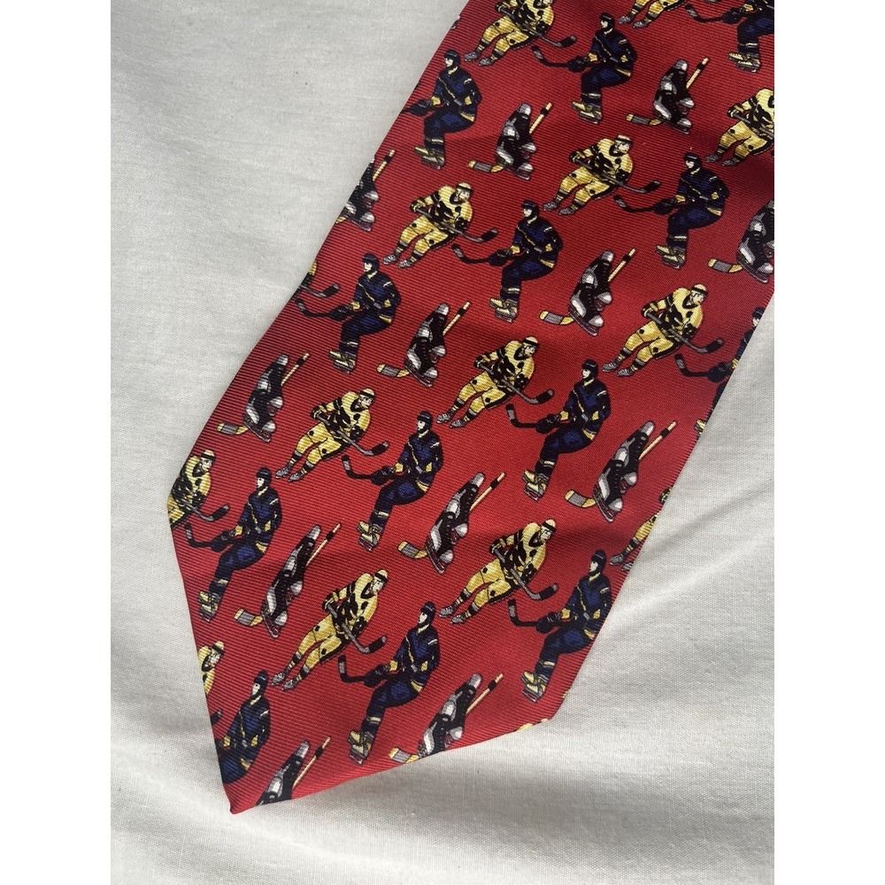 Beaufort Tie Rack Repp Tie Red Hockey Blue Yellow Players 100% Silk Italian Made